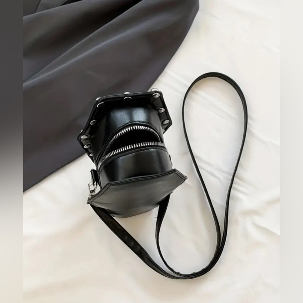 Gothic Rose Coffin Crossbody Mini Bag - Picture 4 of 8